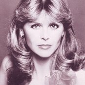 Lena Valeitis - List pictures