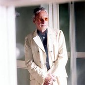 Harold Budd - List pictures