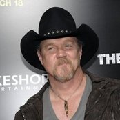 Trace Adkins - List pictures