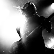 Mono - List pictures