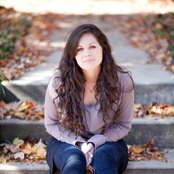 Emily Lynch - List pictures