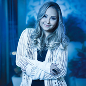 Bruna Karla - List pictures
