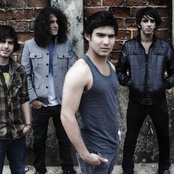 Adammo - List pictures