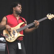 Victor Wooten - List pictures
