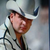 Valentin Elizalde - List pictures