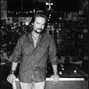 Travis Tritt - List pictures