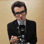 Elvis Costello - List pictures