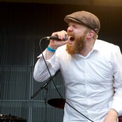 Alex Clare - List pictures