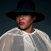 Stacy Barthe - List pictures