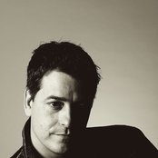 Gil Grand - List pictures