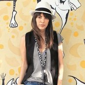 Deborah De Corral - List pictures