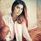 Ariana And The Rose - List pictures