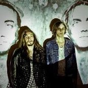 Odd Couple - List pictures