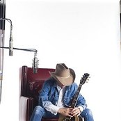 Dwight Yoakam - List pictures