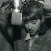 April March - List pictures