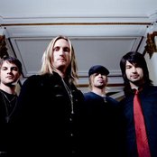 Decemberadio - List pictures