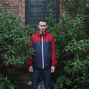 Lone - List pictures