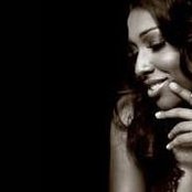 Melanie Fiona - List pictures