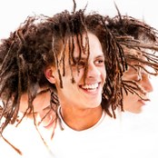 Kaka - List pictures