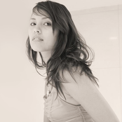 Kate Earl - List pictures