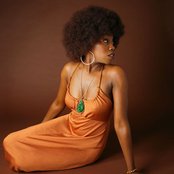 Estelle - List pictures