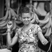 Bomba Estéreo - List pictures