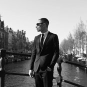 Jose James - List pictures