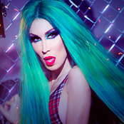 La Pelopony - List pictures