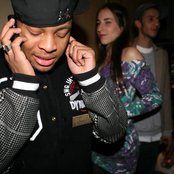 Donnis - List pictures