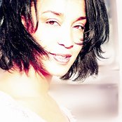 Lisa Shaw - List pictures