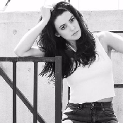 Meg Myers - List pictures