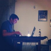 Loscil - List pictures