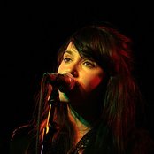 Howling Bells - List pictures
