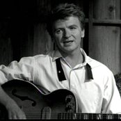 Neil Finn - List pictures
