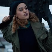 Empress Of - List pictures