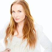 Judith Owen - List pictures