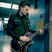 Frankie Ballard - List pictures