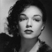 Simone Signoret - List pictures
