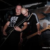 None - List pictures