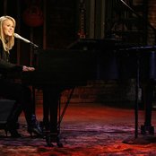 Carolyn Dawn Johnson - List pictures