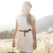 Kina Grannis - List pictures