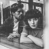 Oh Wonder - List pictures