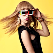 Karina Pasian - List pictures