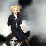 Tammie Brown - List pictures