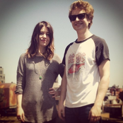 Blood Red Shoes - List pictures