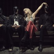 Five Knives - List pictures