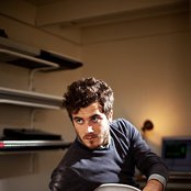 Nicolas Jaar - List pictures