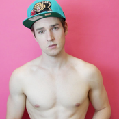 Scotty Dynamo - List pictures