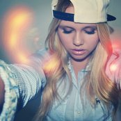 Alli Simpson - List pictures