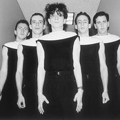 Devo - List pictures